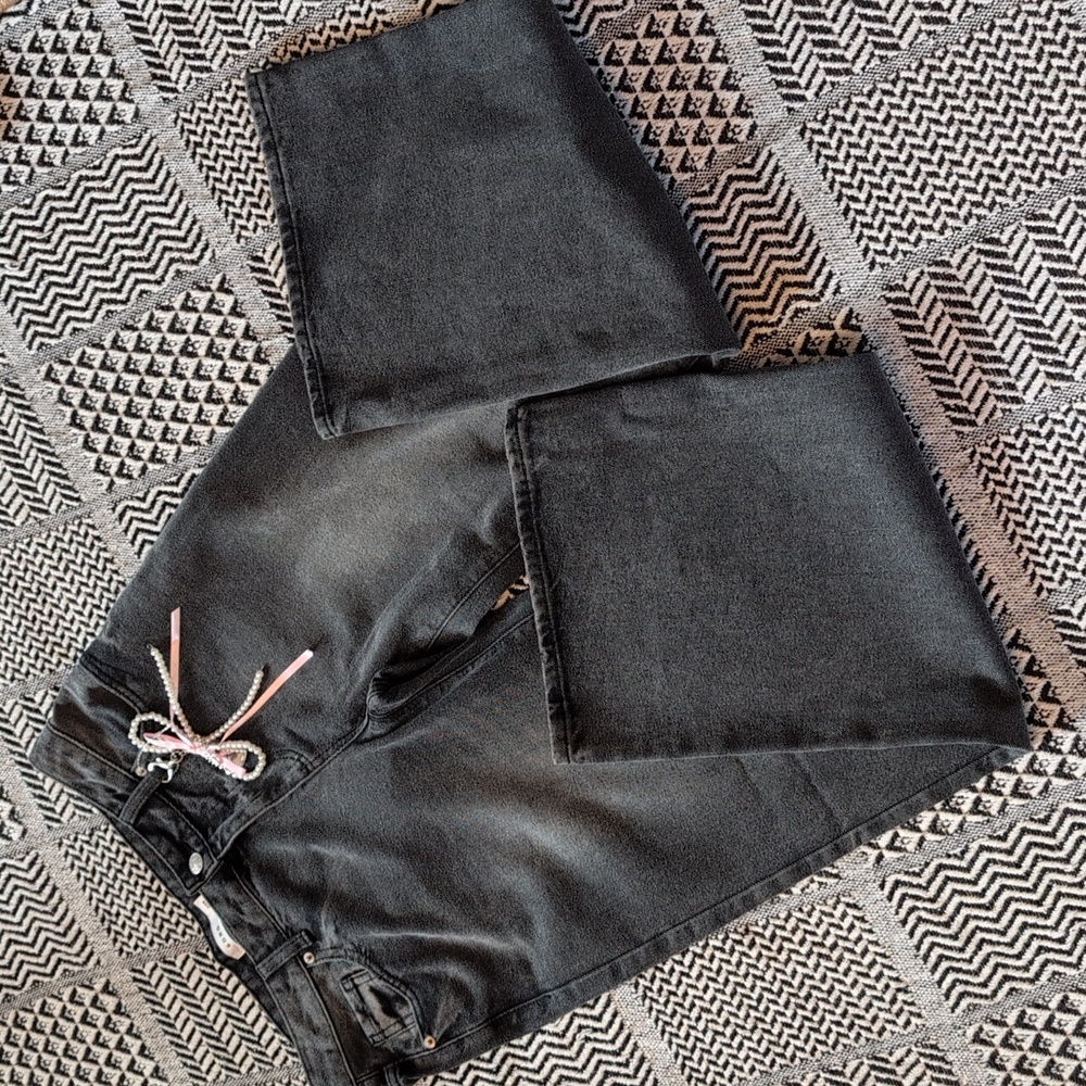 S.O.N.G. Charcoal Low-rise Wide Leg Jeans